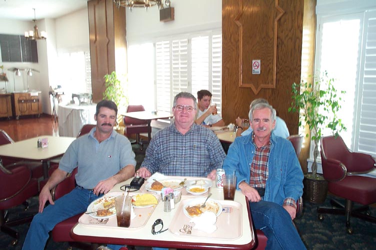 Steve, John and Jim - small.jpg (105671 bytes)